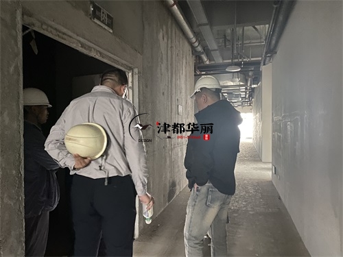 吴忠装修公司|吴忠天逸办公楼装修设计现场勘查